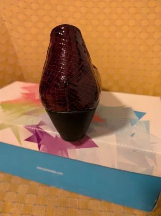 Zapatos granates con plataforma