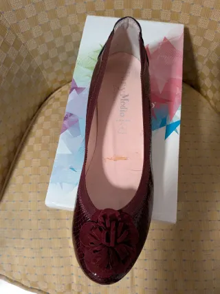 Zapatos granates con plataforma