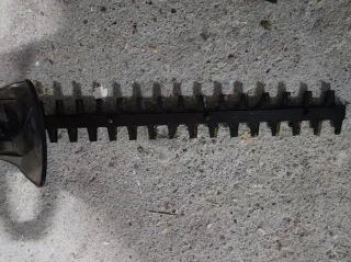 Cortasetos AEG HES50