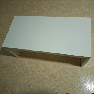 Mesa blanca extensible