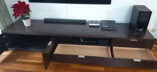 Mueble TV comedor oscuro