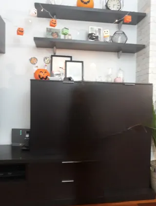 Mueble TV comedor oscuro