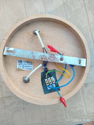 Plafoniera 3 faretti legno e metallo