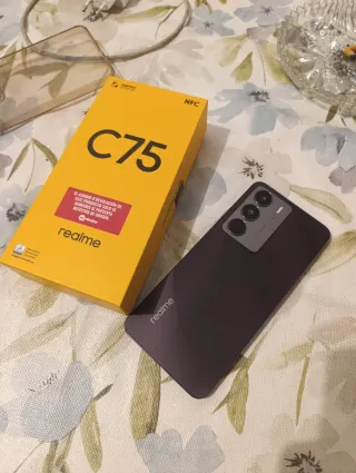 Realme c75 250 gigas como nuevo con caja