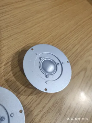 SUPER TWEETERS Bowers & Wilkins