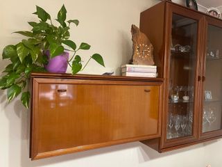Mueble salón madera maciza con vitrinas 5 módulos