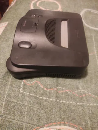 Nintendo 64 Negra Francesa