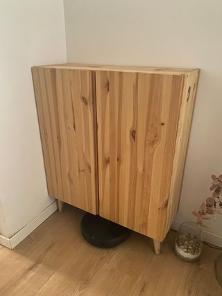 Armario IVAR Ikea Madera con Patas Cónicas