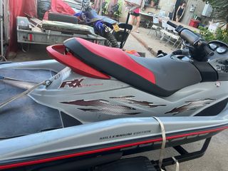 Moto de agua Bombardier edicion limitada