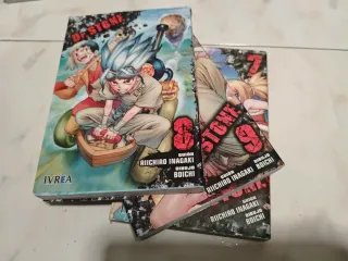 Mangas de DR.STONE del 1-11