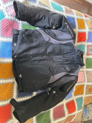 Pantalones de moto Richa negros. Talla S