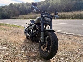 Harley Davidson Fat Bob 114 Negra/Verde