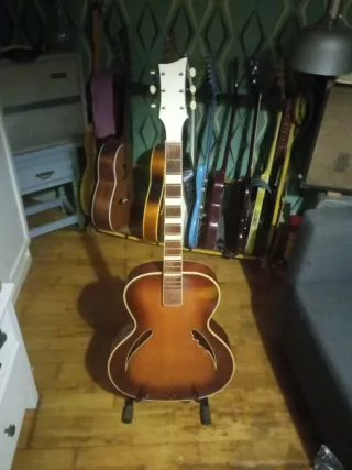 Guitarra Jazz Vintage