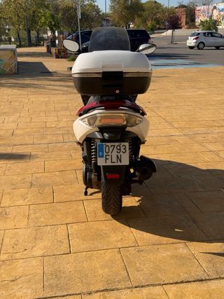 Kymco Xciting 250i Maxi Scooter