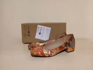 Manoletinas Raso Estampadas Oro y Rojo