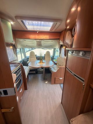 Autocaravana mercedes integral cama gemelas y cama