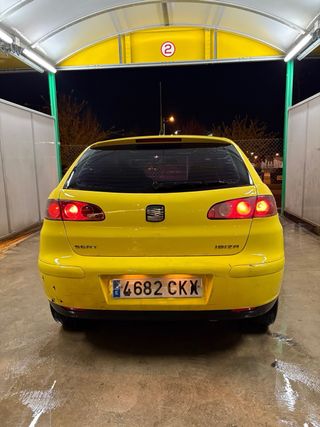 SEAT Ibiza 2004