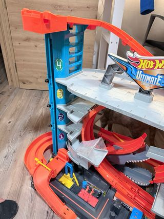 Circuito Hot Wheels Ultimate Garage