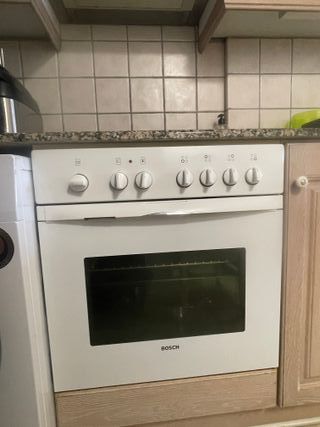 Horno Bosch y placa vitrocerámica