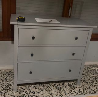 Cómoda y Armario IKEA Gris