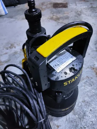 Bomba Sumergible Stanley 400W