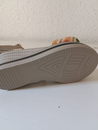 Sandalias cuña multicolor