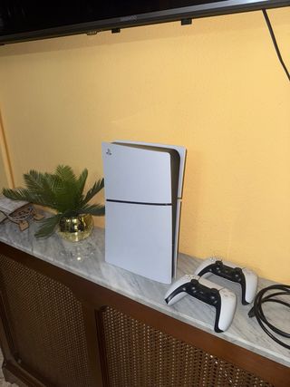PlayStation 5 Slim Blanca