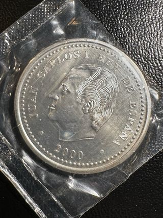 Moneda 2000 V Centenario Carlos V