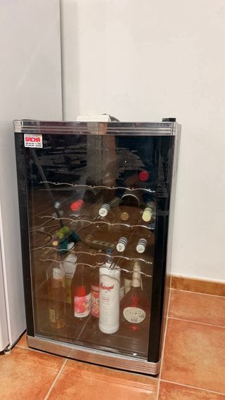 Vinoteca Nevera Cava Vinos