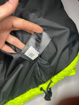 The North Face Plumas Verde y Amarillo