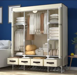 Armario de tela beige y amarillo