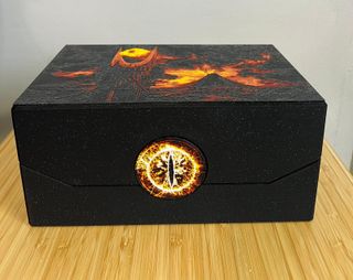 Caja Almacenamiento Cartas Sauron