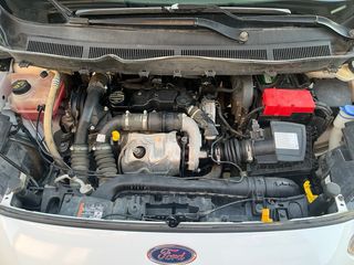 Ford Transit Courier 2020