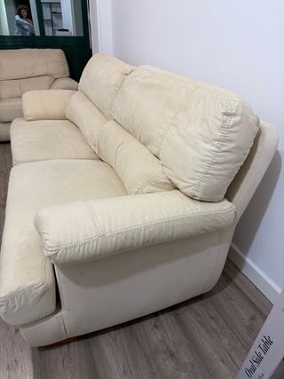 Sofá 2 plazas Courtisan Beige