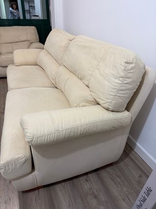 Sofá 2 plazas Courtisan Beige