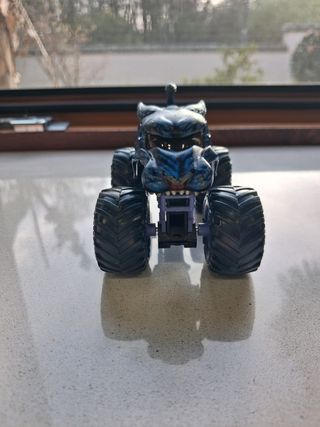 CAMIÓN MONSTER JAM NIGHT STORM 2024. BUEN ESTADO