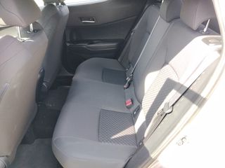 TOYOTA C-HR 2.0 HYBRID DYNAMIC BUSINESS – 184 CV