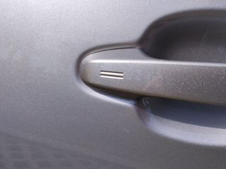 TOYOTA C-HR 2.0 HYBRID DYNAMIC BUSINESS – 184 CV