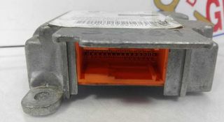 Opel 09229039 centralita vectra b berlina 810695