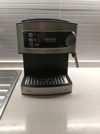Cafetera Cecotec Power Espresso 20