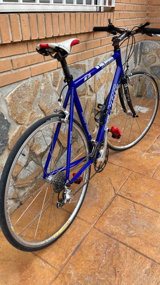 Bicicleta urbana Conor WRC Azul