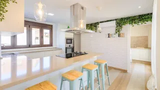 Casa chalet con piscina privada CHIPIONA