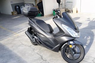 Honda PCX 125 - 2018 - 10.421 km