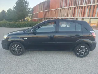 KIA Rio 2007