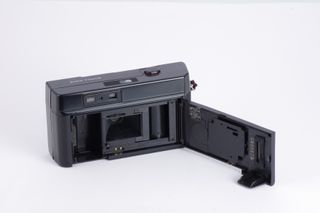 Cámara analógica ELCO EF-808AD