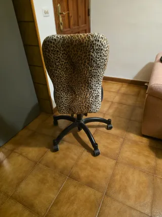 Silla de oficina regulable altura con ruedas