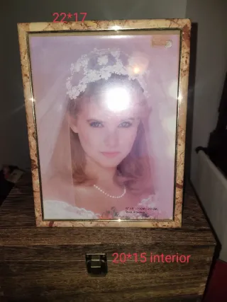 Marco de fotos octogonal madera y dorado