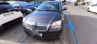 Toyota avensis d4d 2.2 diesel. 6 velocidades 140cv 2007