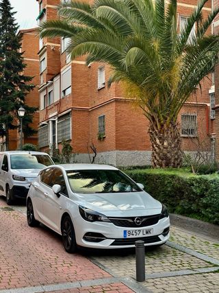 Opel Astra 2021