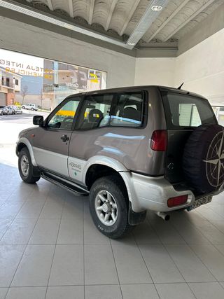 Nissan Terrano II 1999